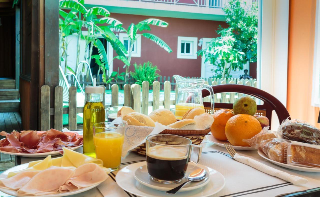 Hostal Alhaja Playa Эль-Пуэрто-де-Санта-Мария Экстерьер фото