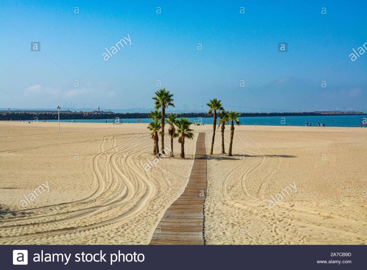 Hostal Alhaja Playa Эль-Пуэрто-де-Санта-Мария Экстерьер фото